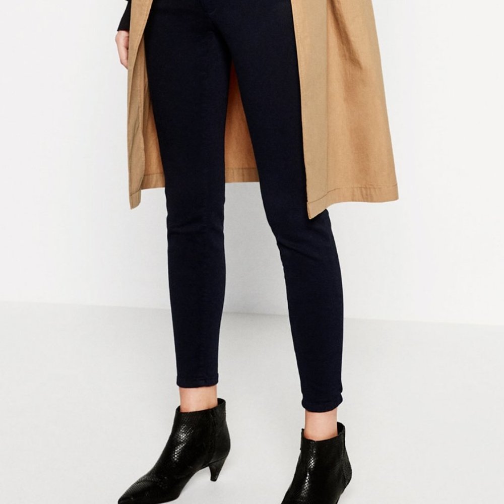 Zara Women SKINNY MID-RISE TROUSERS sz 8 Navy Blue